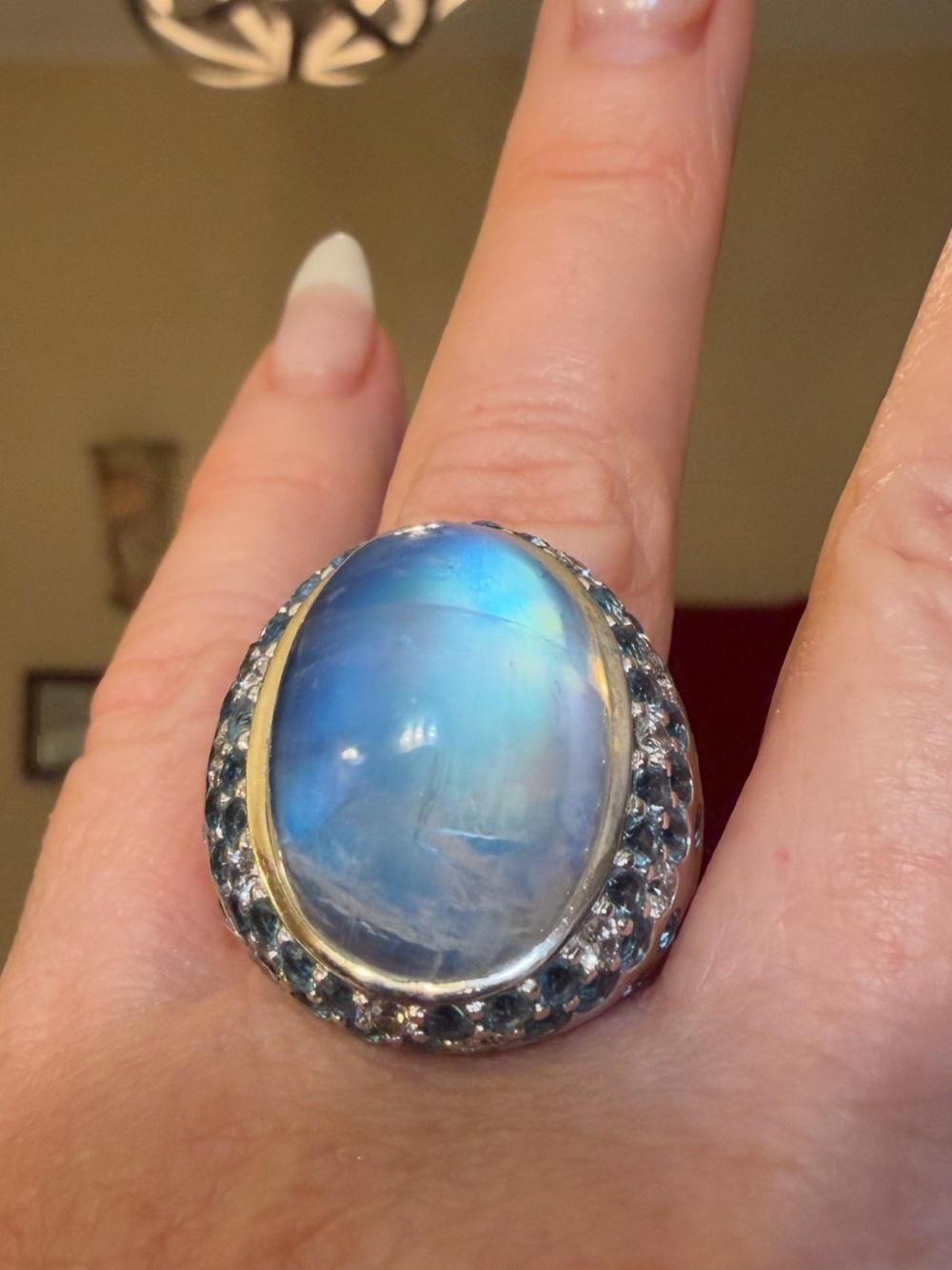Rodney Raynor 18 karat gold moonstone Diamond Ring